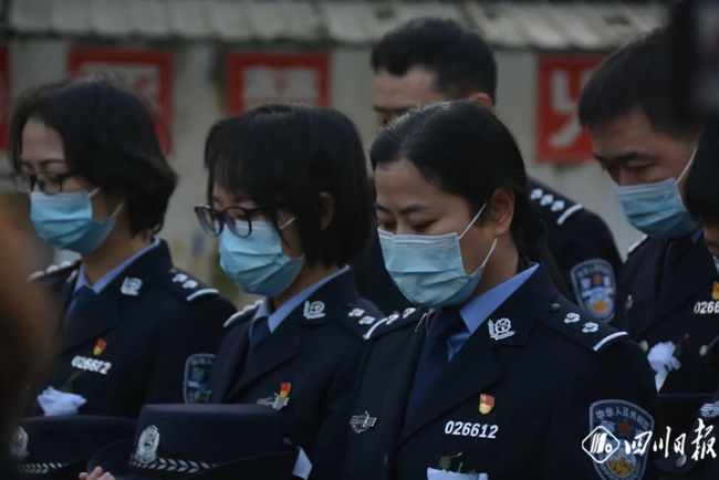 英雄的日常，輔警的溫暖人生與英勇犧牲